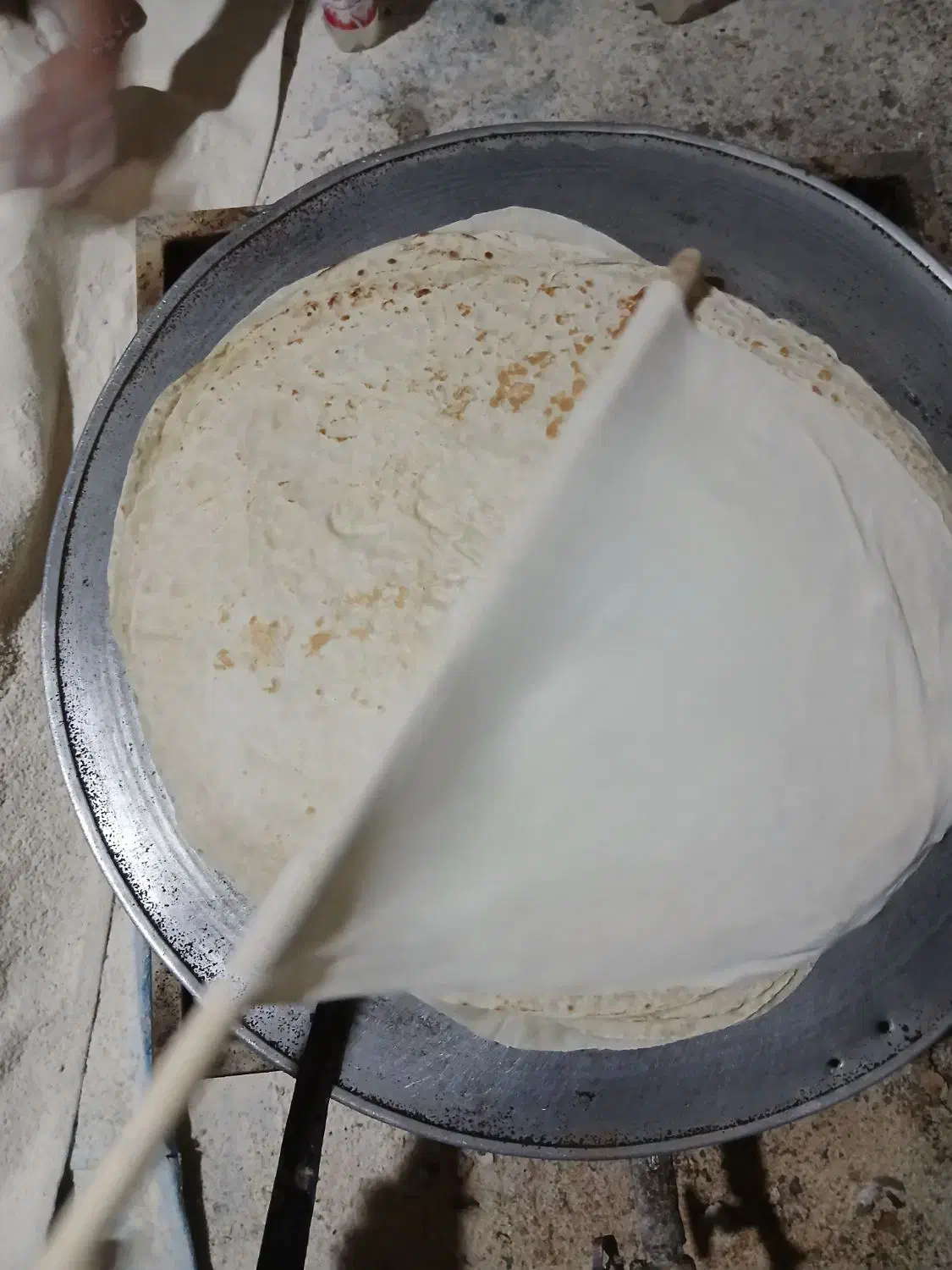 نان محلی تیری|خوردنی و آشامیدنی|زرین دشت (فارس), |دیوار