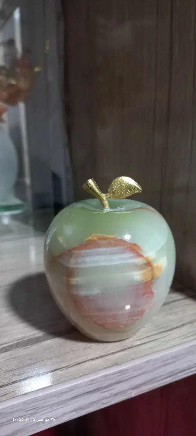 سیب سنگی|مجسمه، تندیس، ماکت|قم, بنیاد|دیوار