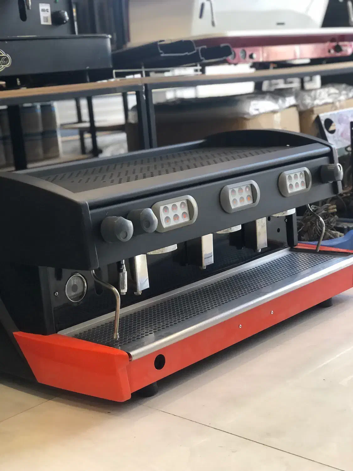 اسپرسوساز نقد واقساط|کافی‌شاپ و رستوران|شیراز, شهرک نیروی انتظامی|دیوار