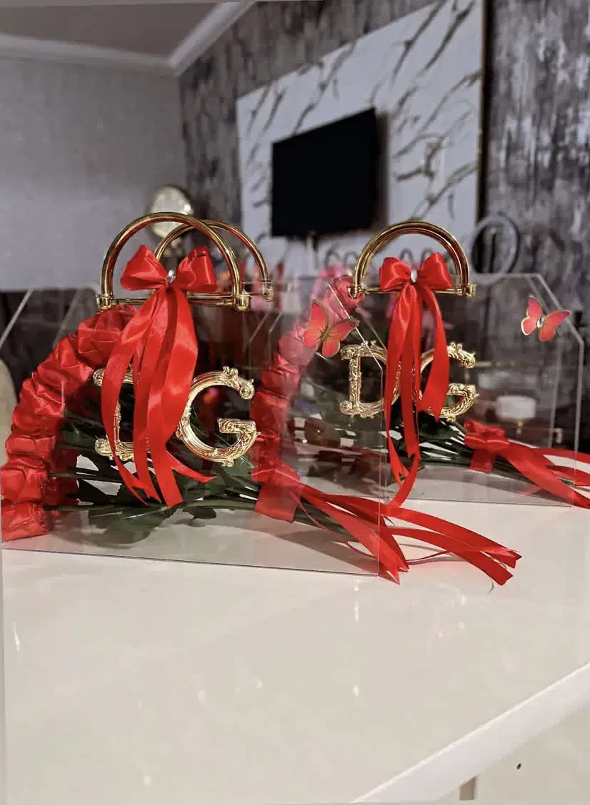 رز ربانی رز جاودان|گل مصنوعی|رشت, کوی طالقانی|دیوار