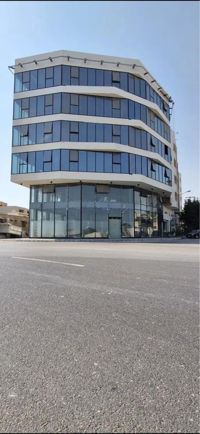 دفتر اداری ۲۵۰ متری روبرو دوحه|اجارهٔ دفتر کار، اتاق اداری، مطب|قشم, |دیوار