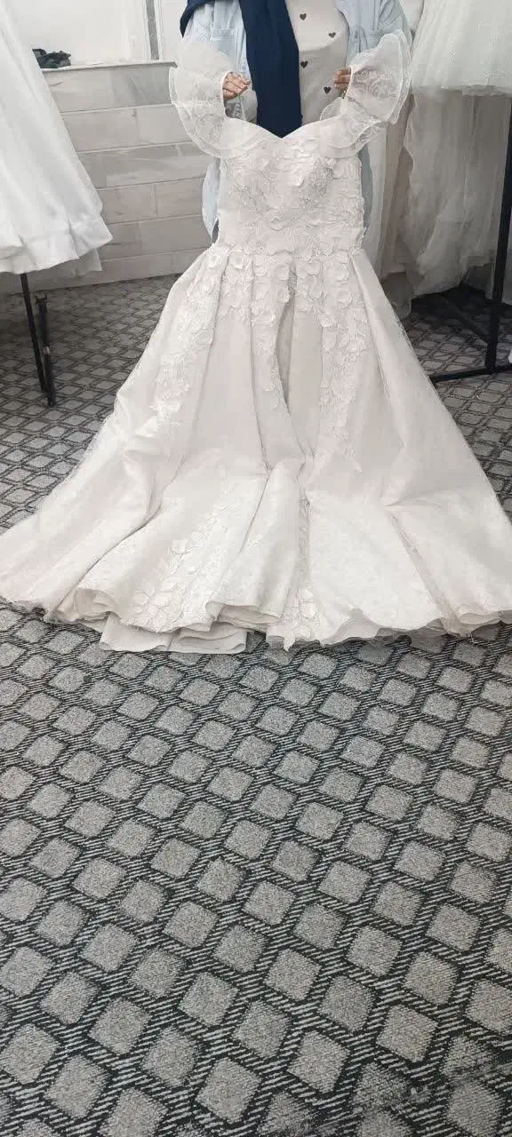 لباس عروس|لباس|یزد, |دیوار