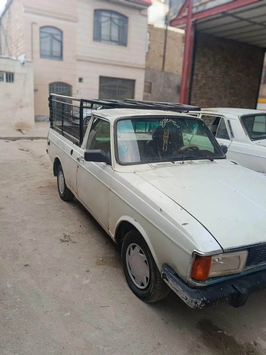 وانت سالم سرحال|خودرو سواری و وانت|بروجرد, |دیوار