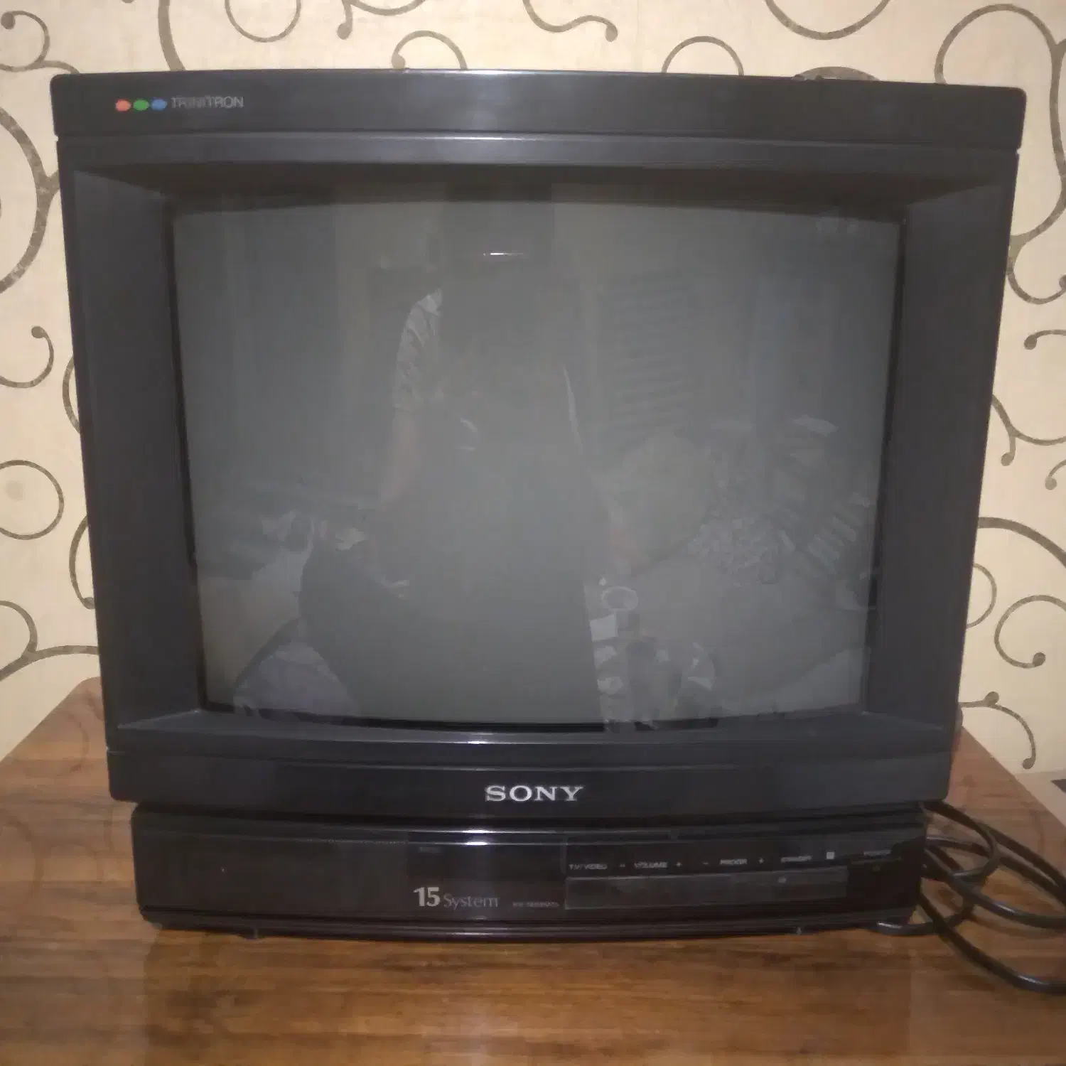 تلویزیون قدیمی SONY ژاپن رنگی|تلویزیون و پروژکتور|تهران, امیرآباد|دیوار