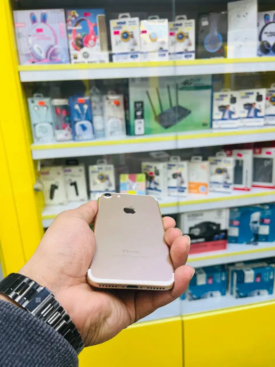 اپل Iphone 7 با حافظه 128 گیگابایت|موبایل|مشهد, رضاشهر|دیوار