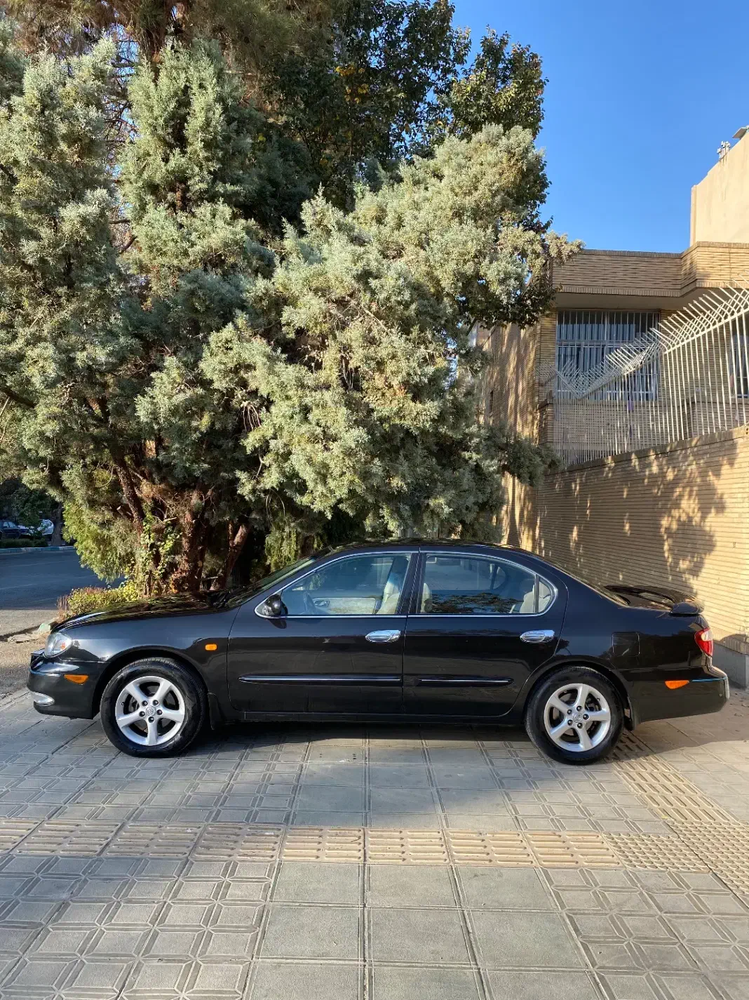 ماکسیما مشکی مدل ۸۸ بیرنگ|خودرو سواری و وانت|اصفهان, فرماندهی انتظامی اصفهان|دیوار