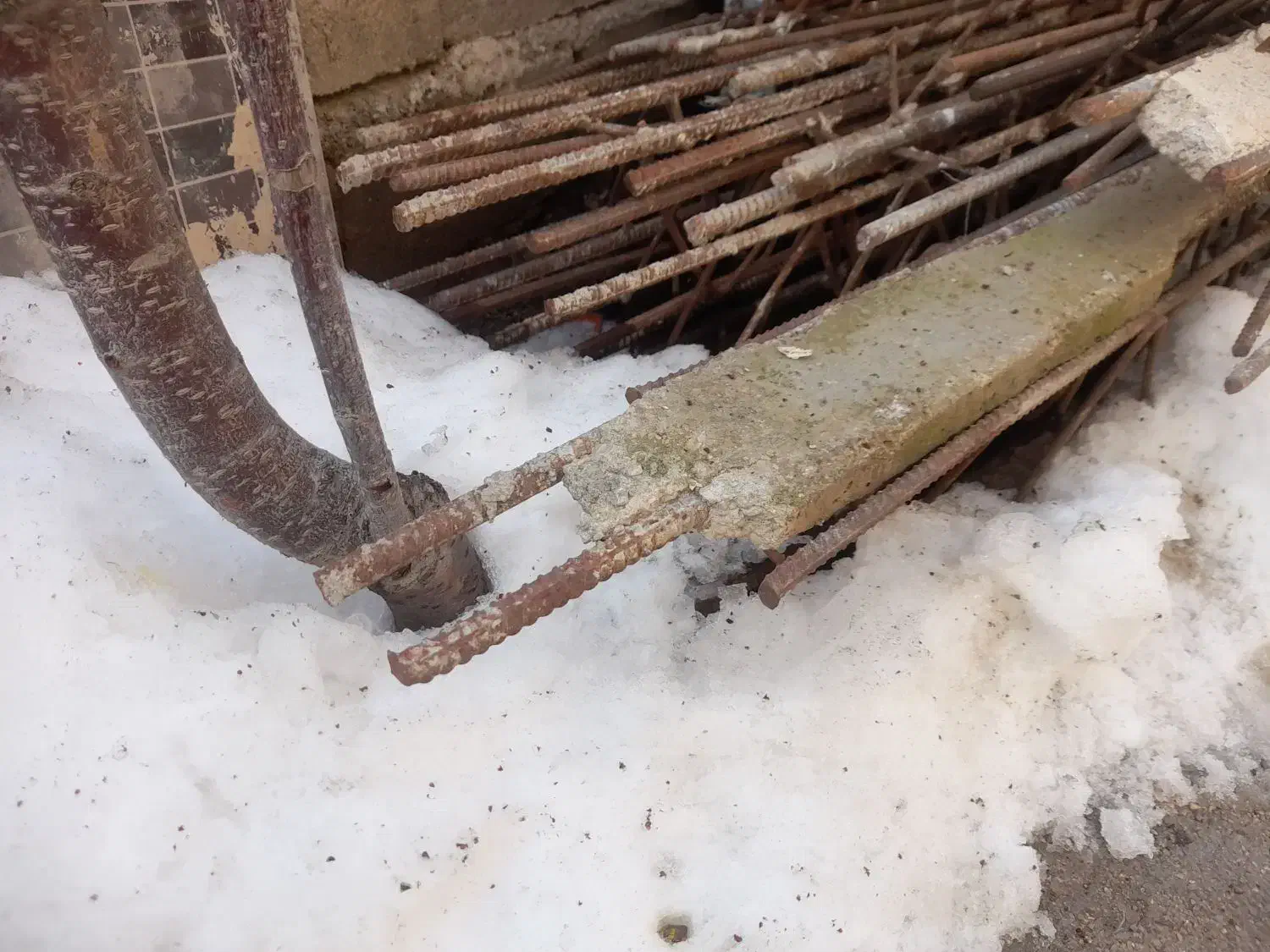 تیرچه ساختمان|مصالح و تجهیزات ساختمان|آشخانه, |دیوار