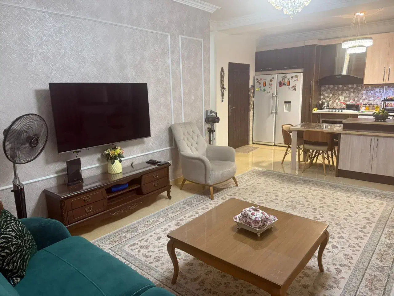 ۸۰متری/معلم/گوهری/پارکینگ اختصاصی/اسانسور|فروش آپارتمان|رشت, علی آباد|دیوار