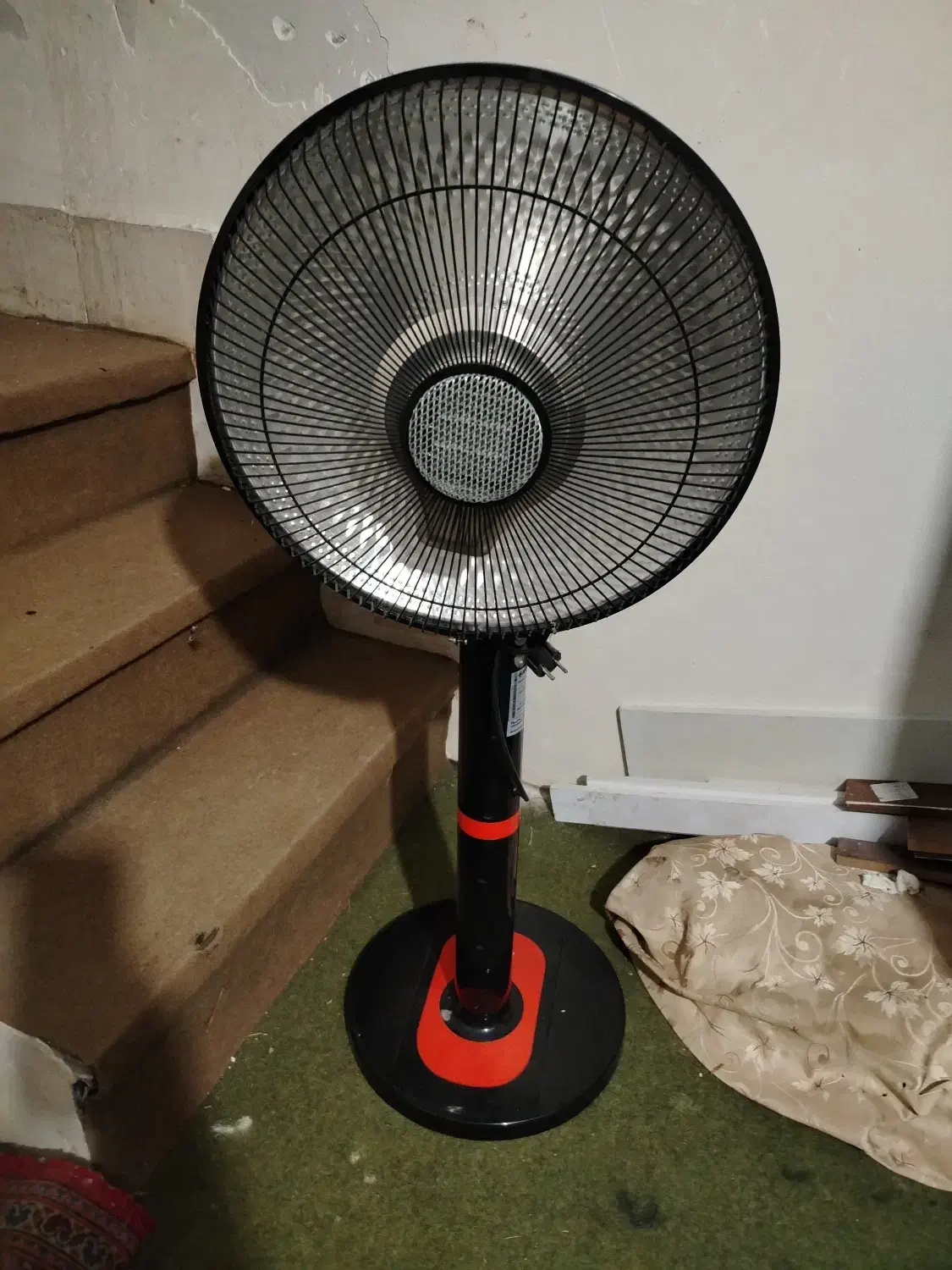 بخاری برقی پنکه ای|بخاری، هیتر، شومینه|اصفهان, گلزار|دیوار