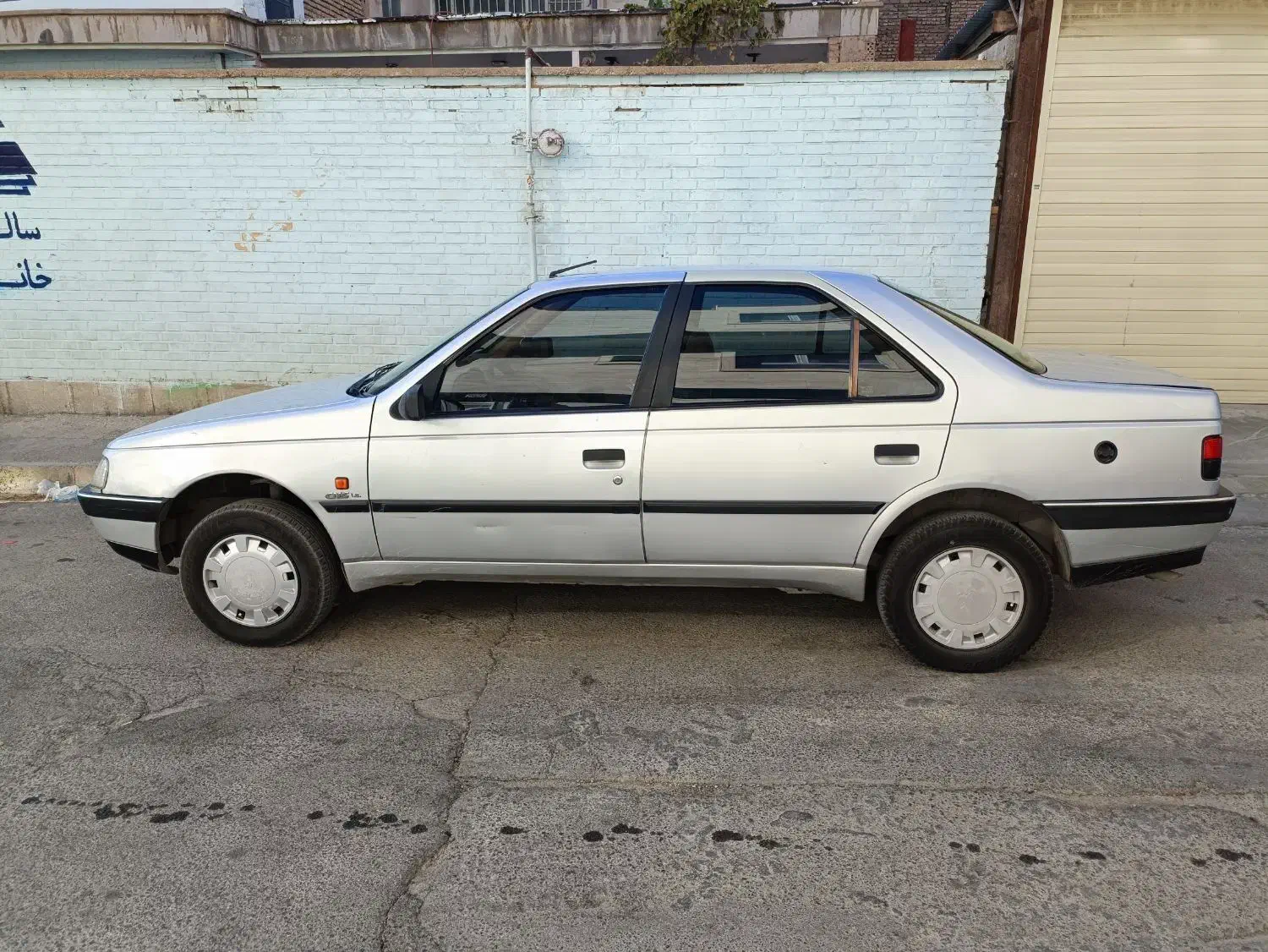 پژو 405 جی ال ایکس مدل 1389|خودرو سواری و وانت|شهرکرد, |دیوار
