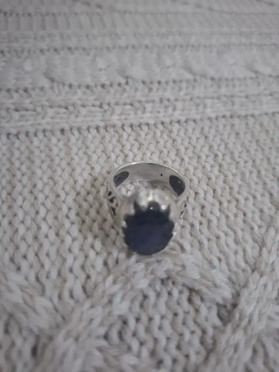 یاقوت کبود|جواهرات|شاهین‌شهر, فیض|دیوار