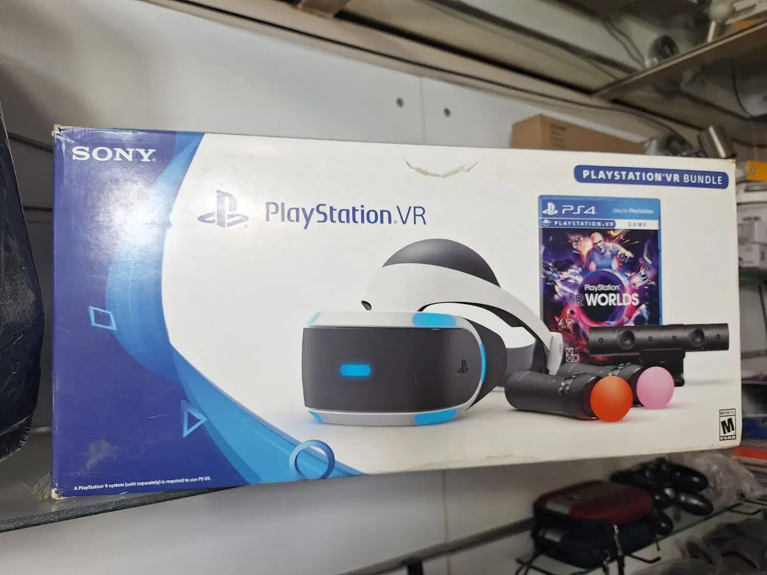 یک عدد وی آر در حد نو|کنسول، بازی ویدئویی و آنلاین|فردیس, فردیس|دیوار