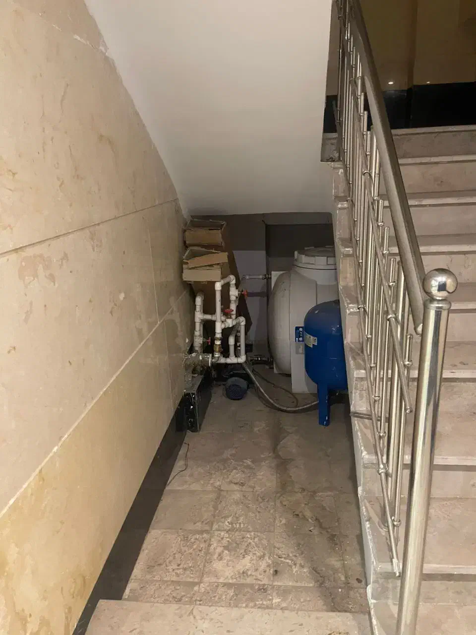 ۴طبقه ۷۲متری نوساز آذربایجان (آزادی)