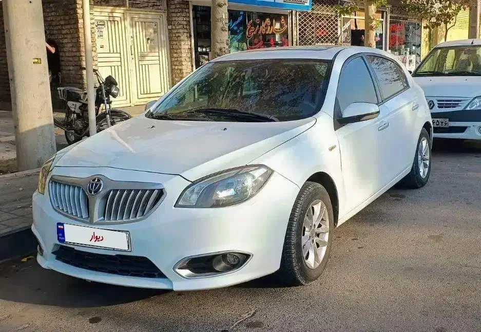 برلیانس h320 . دنده .موتور بزرگ|خودرو سواری و وانت|مشهد, استاد یوسفی (شهرک غرب)|دیوار