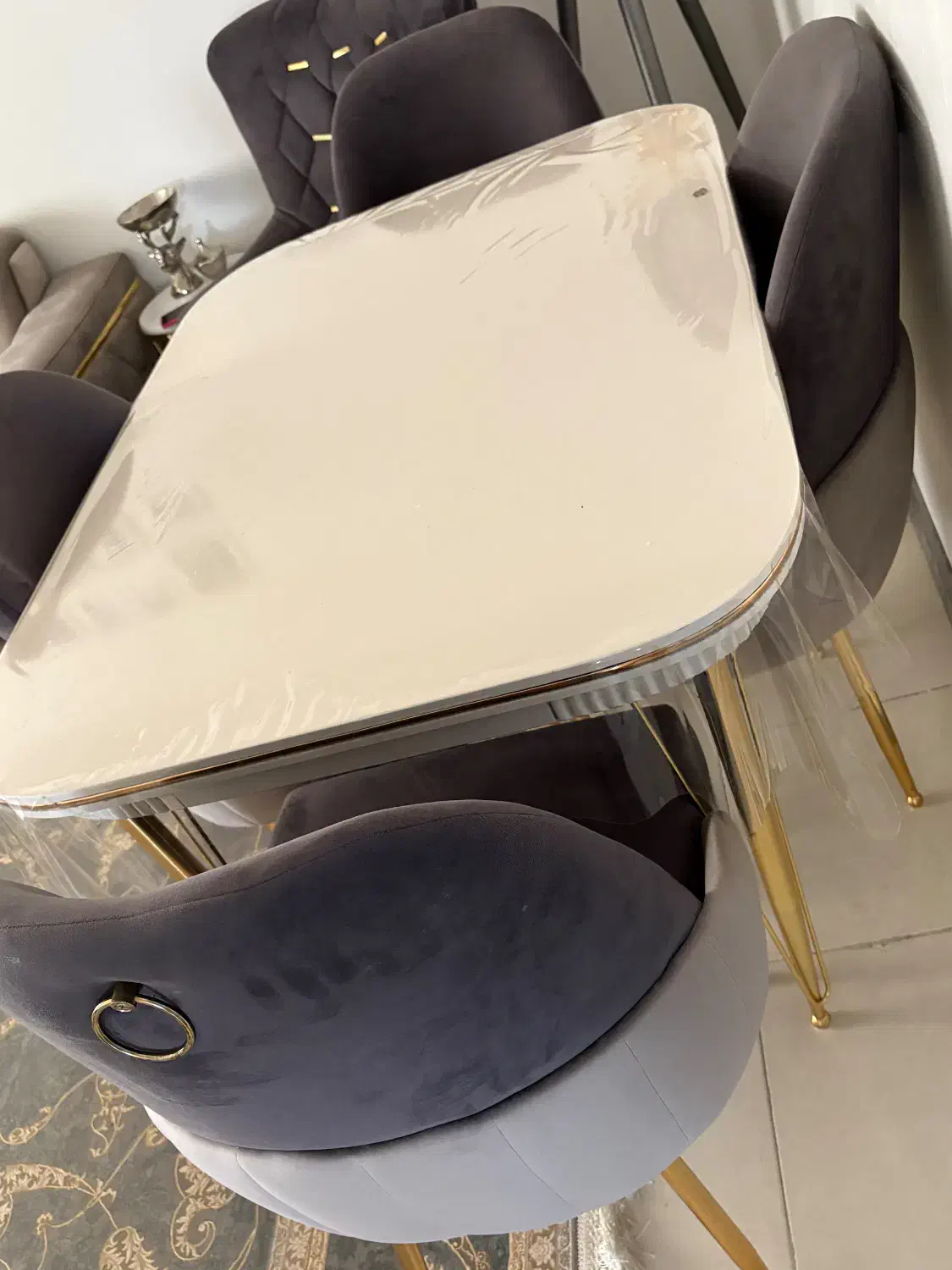 میز غذا خوری|میز و صندلی غذاخوری|پرند, فاز ۶|دیوار