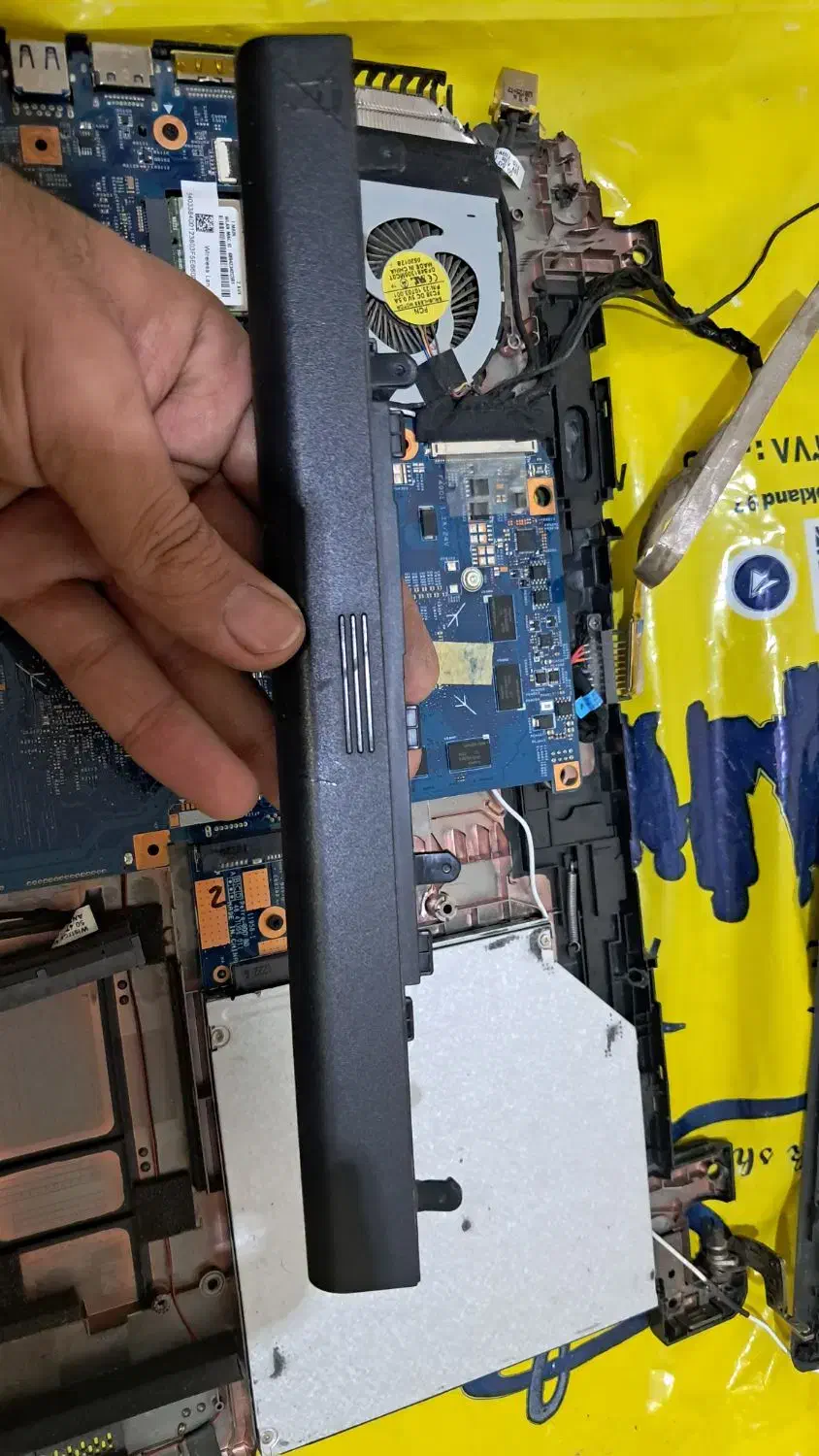 مادربرد و باتری لپتاپ در حد آک|قطعات و لوازم جانبی رایانه|سبزوار, طبرسی (جعفرآباد)|دیوار