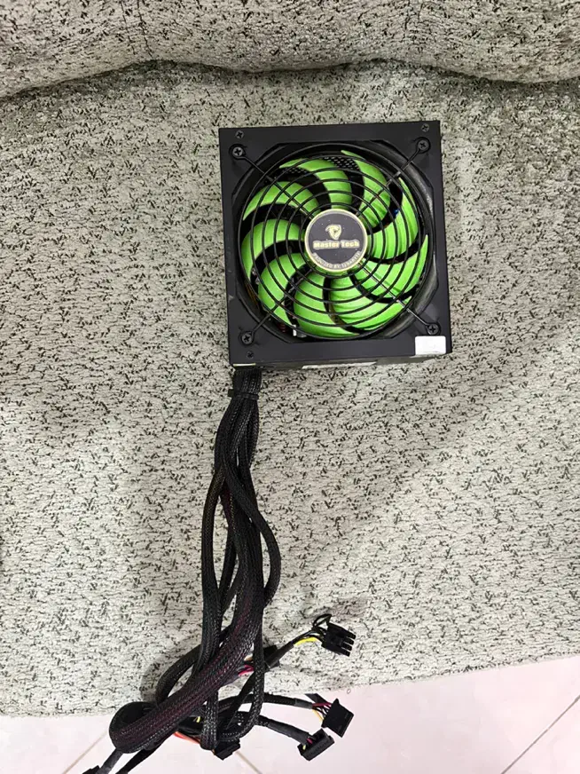 منبع تغذیه۴۲۰وات|قطعات و لوازم جانبی رایانه|رشت, معلم|دیوار