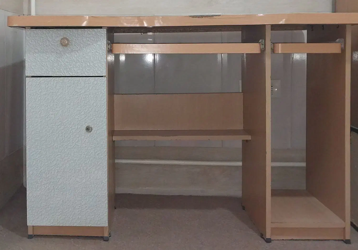 میز کامپیوتر|میز تحریر و کامپیوتر|قم, زنبیل آباد|دیوار