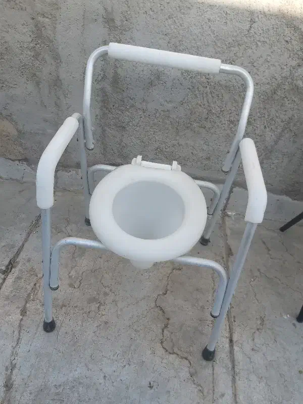 پشتی،میزتلفن،میز تلوزیون،قاپ،توالت فرنگی|حراج|قم, باجک یک|دیوار