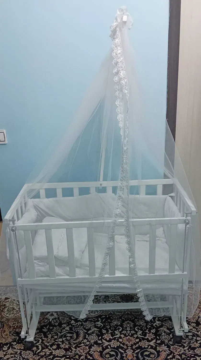 گهواره چوبی|اسباب و اثاث بچه|سنندج, |دیوار