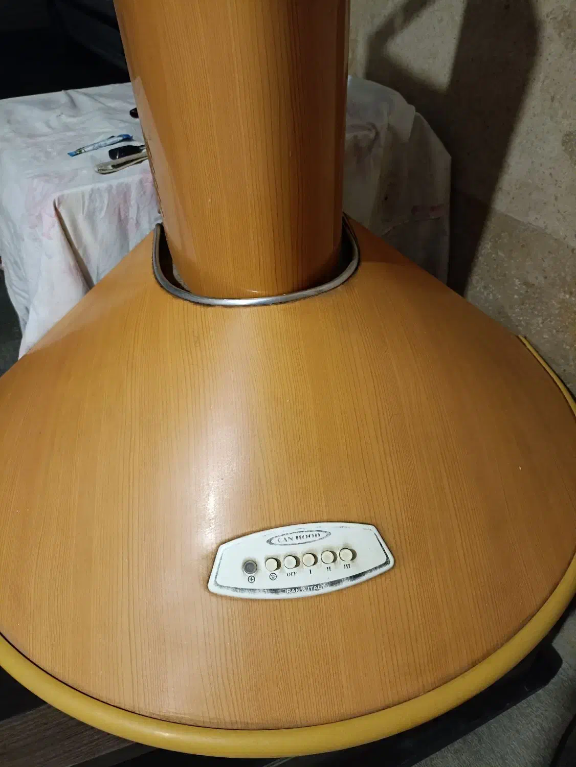 هود کن|هود|تبریز, |دیوار