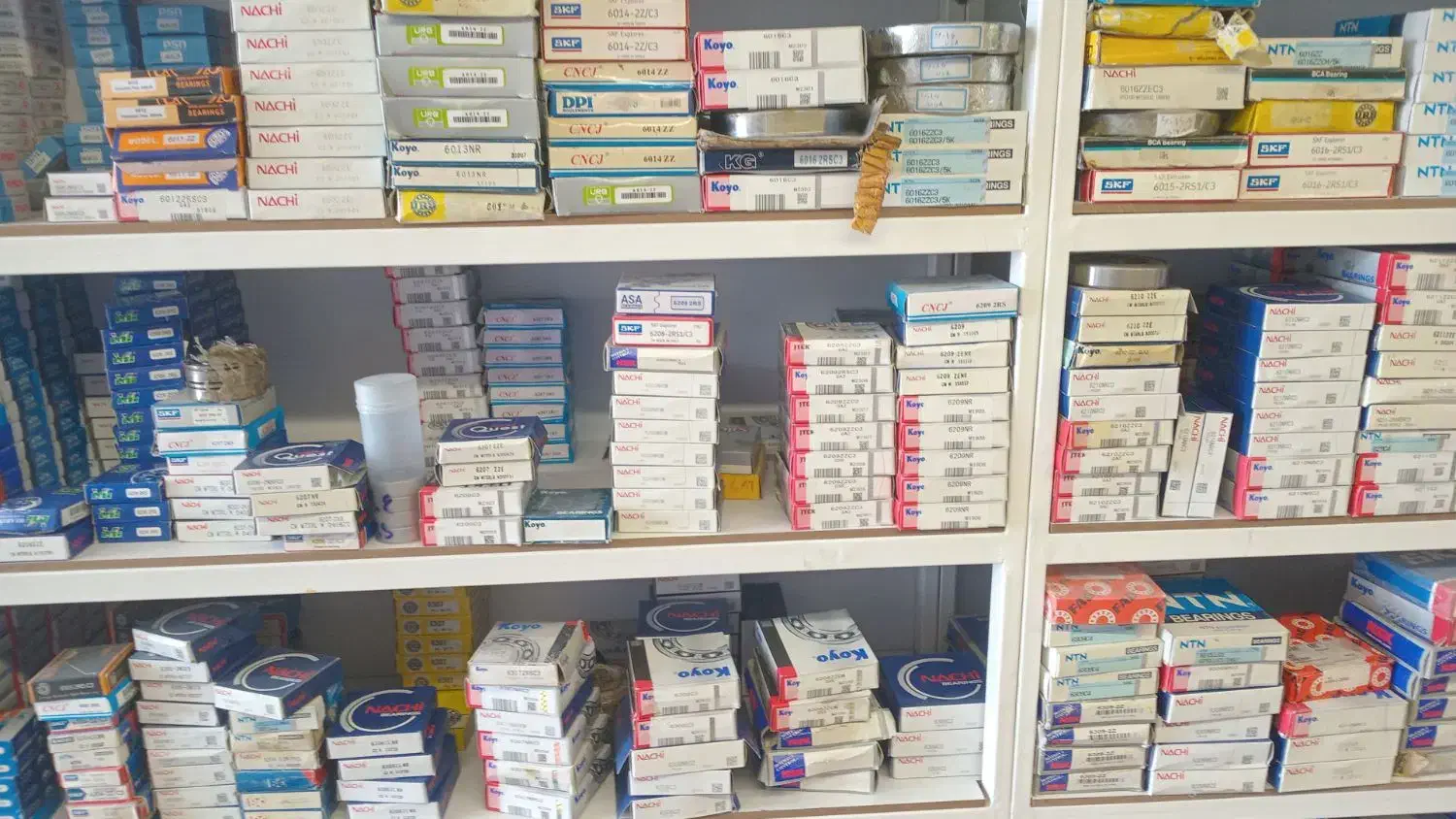 پخش انواع بلبرینگ تسمه و یاتاقان صنعتی|قطعات یدکی و لوازم جانبی|اصفهان, کوی امیریه|دیوار
