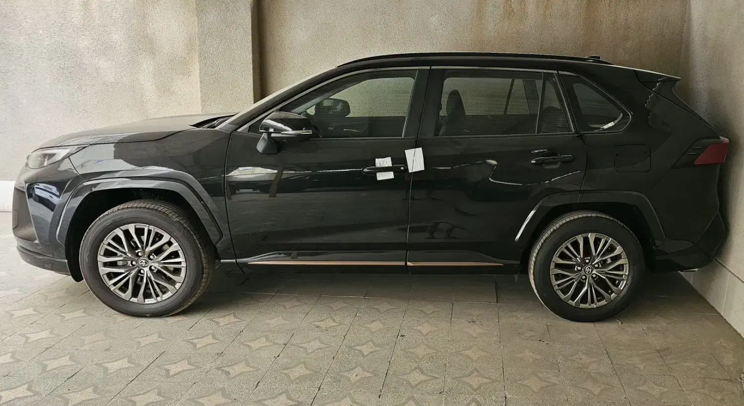 تویوتا وایلد لندر تیپ لاکچری پلاس 2دیفرانسیل|خودرو سواری و وانت|بندرعباس, |دیوار