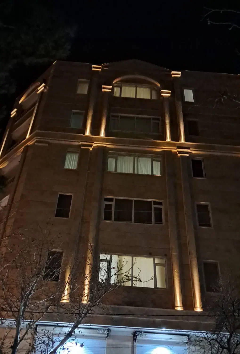 آپارتمان ۲۰۷ متر، سه نبش، شهرک فرهنگیان|فروش آپارتمان|نیشابور, شهرک فرهنگیان|دیوار