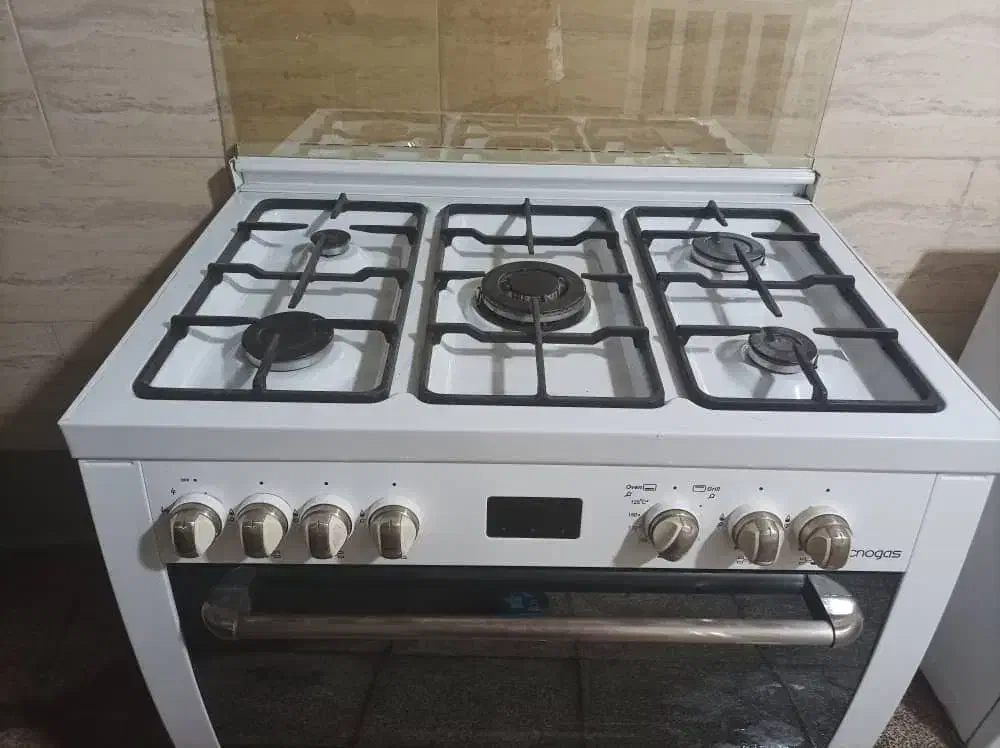 فرگاز و لباس شویی در حد نو|ماشین لباسشویی و خشککن لباس|اهواز, کمپلو جنوبی|دیوار