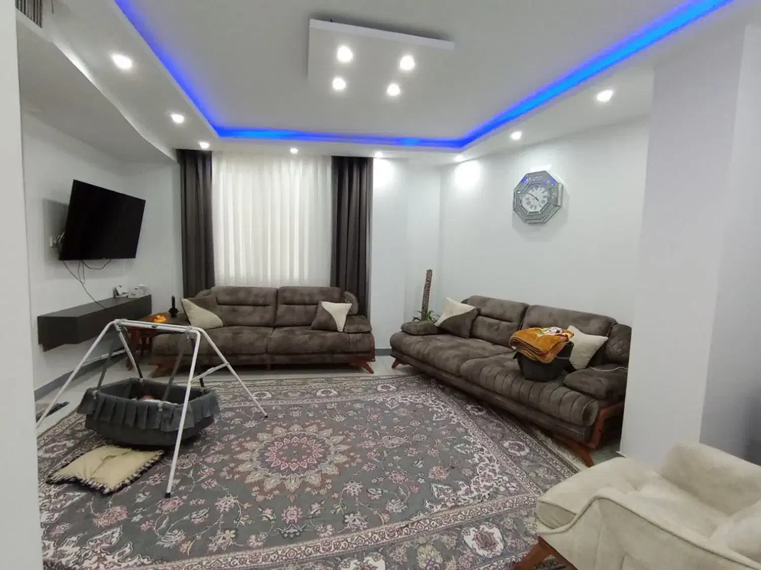 بولوار انقلاب ۷۰ متر دوخواب بازسازی شده|فروش آپارتمان|قدس, شهرقدس|دیوار