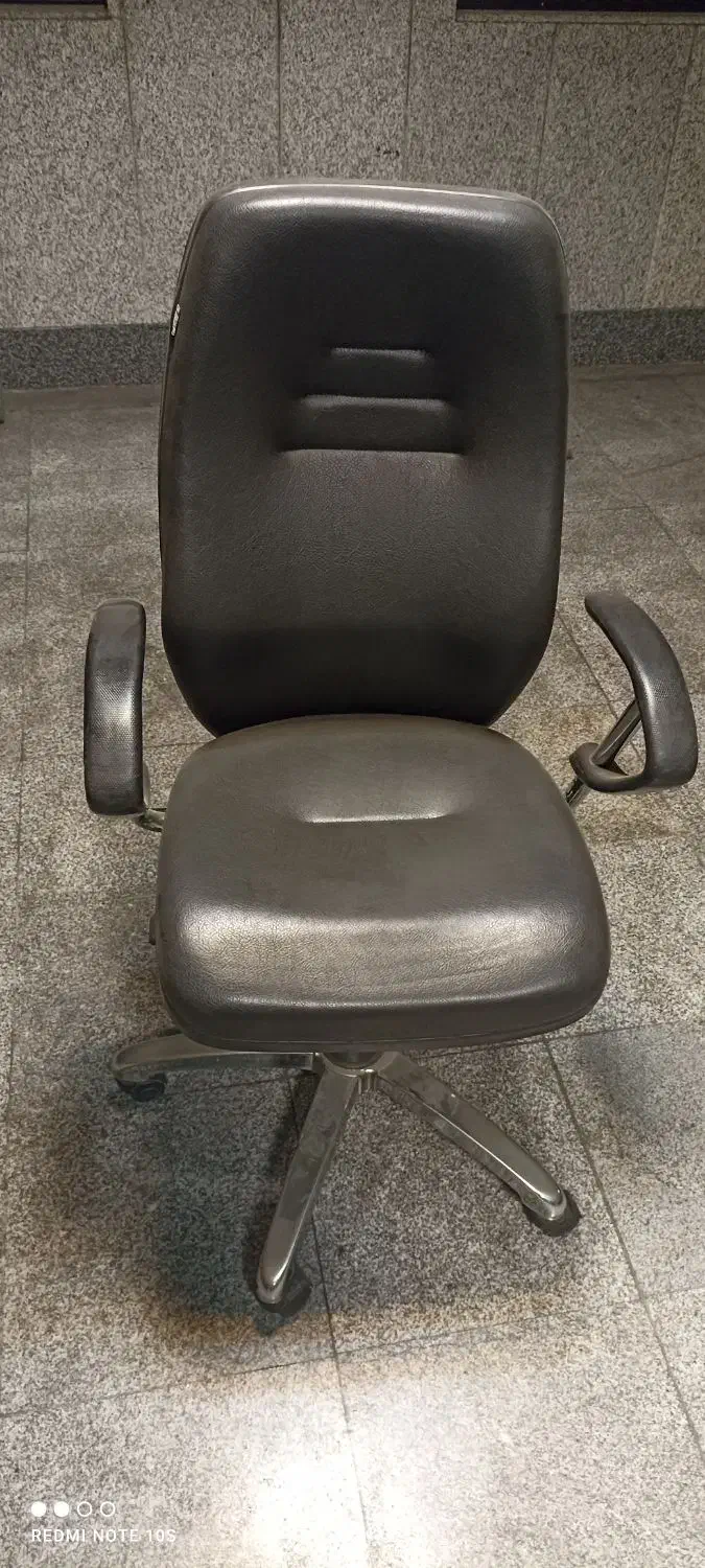 صندلی|مبلمان اداری|تهران, درب دوم|دیوار