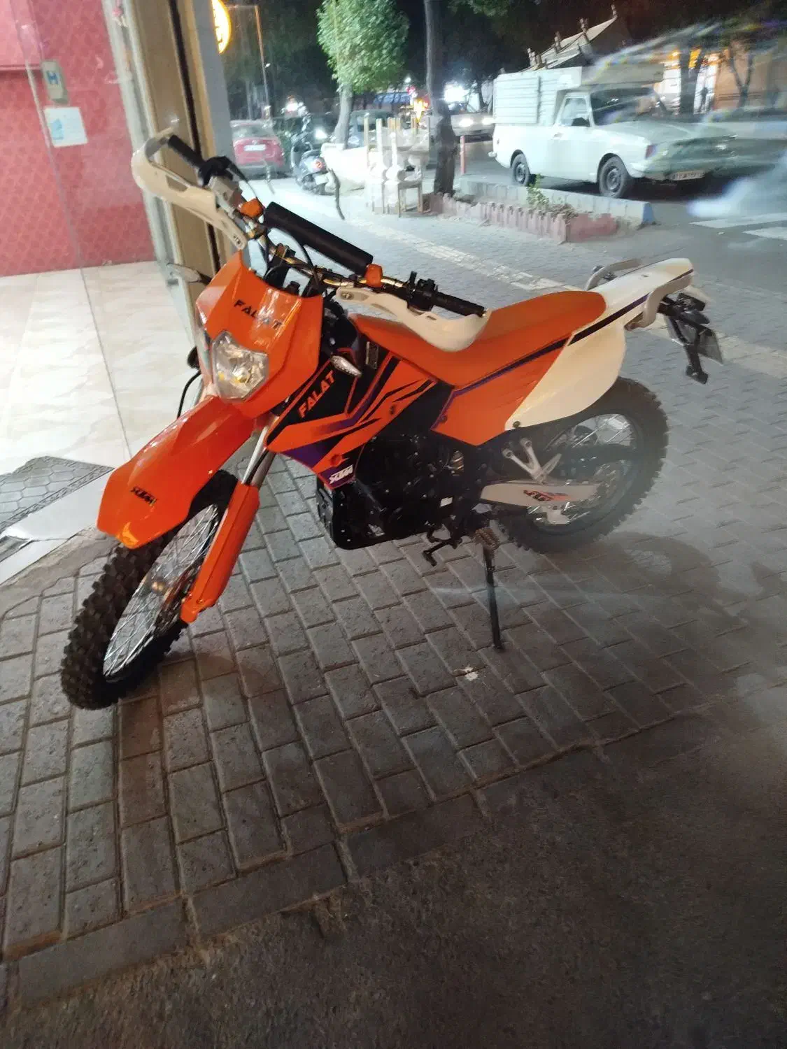 فلات ۲۵۰|موتورسیکلت|تبریز, |دیوار