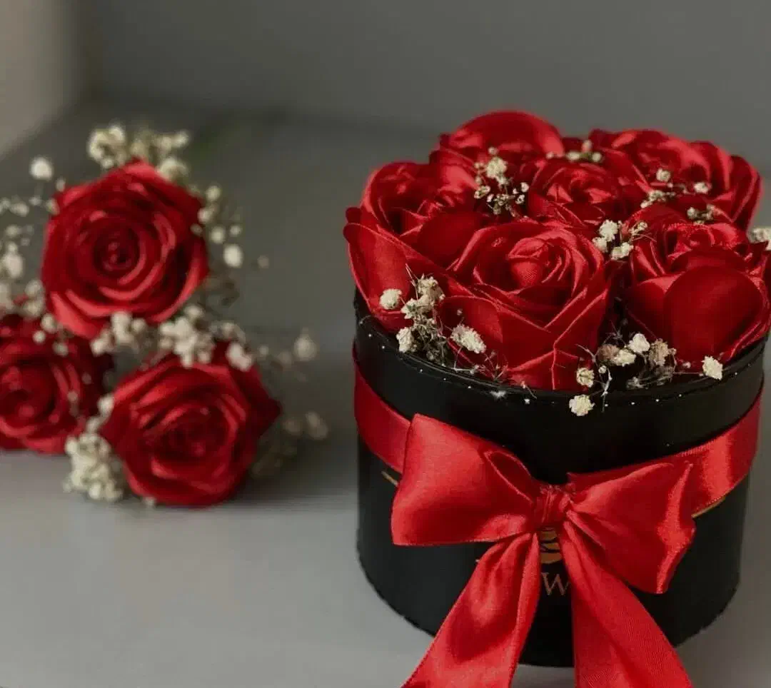 ساخت گل روبانی، قبول سفارش در رنگ و طرح دلخواه|صنایع دستی و سایر لوازم تزئینی|اردبیل, |دیوار