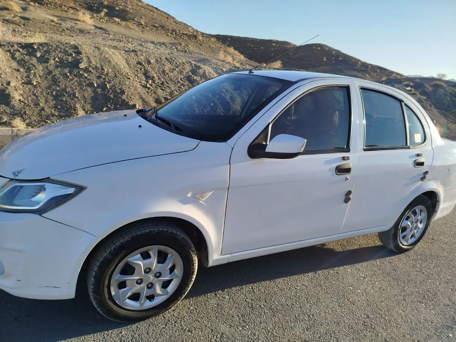 ساینا مدل 1401|خودرو سواری و وانت|بم پشت, |دیوار