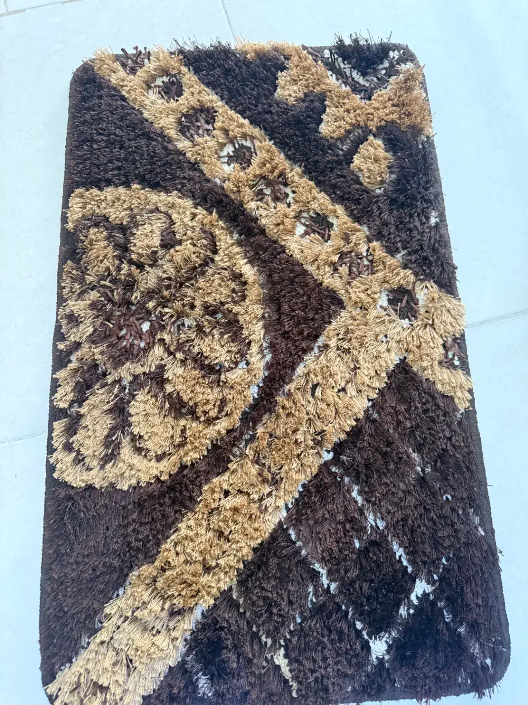 پادری|پادری|رشت, امین الضرب|دیوار