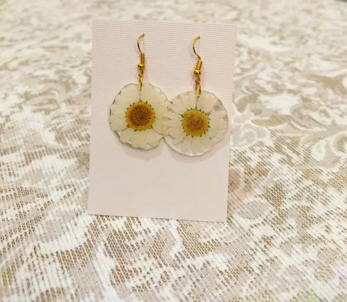 گوشواره و انگشتر رزینی|بدلیجات|زاهدان, |دیوار