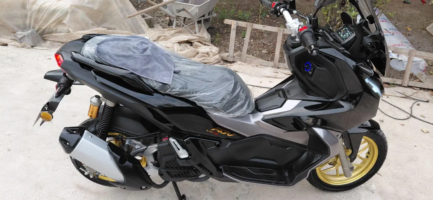 adv150|موتورسیکلت|رشت, هلال احمر|دیوار