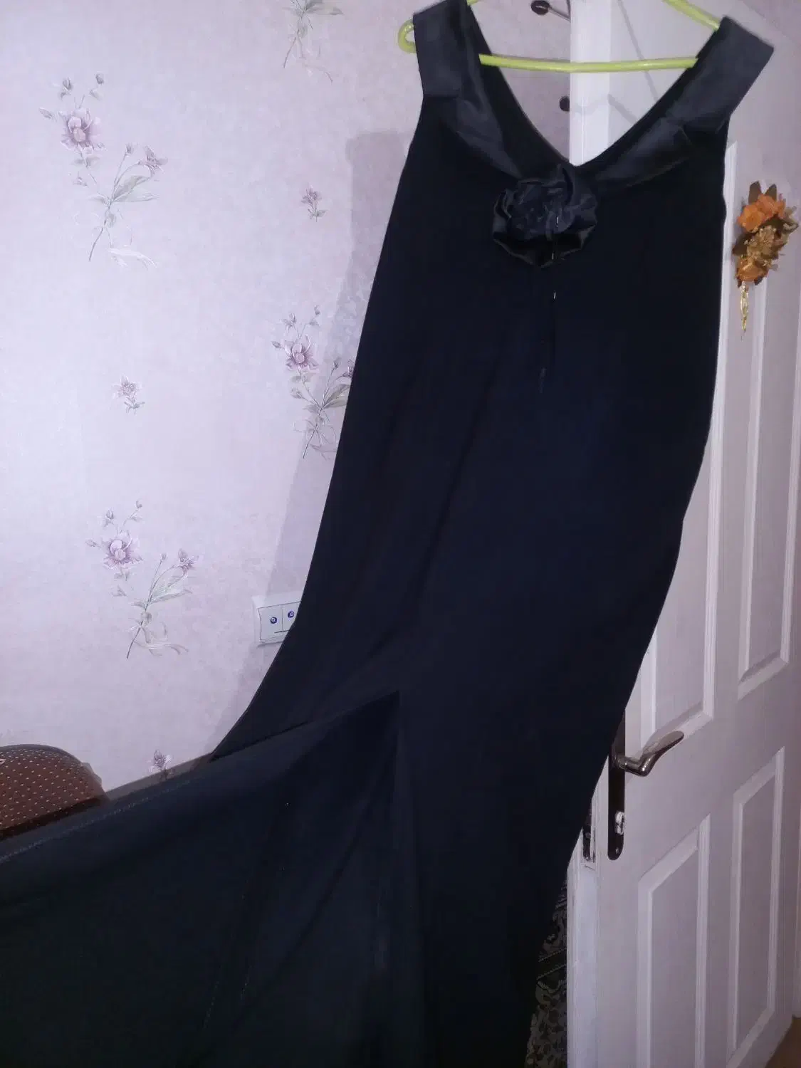 لباس مجلسی|لباس|تبریز, |دیوار