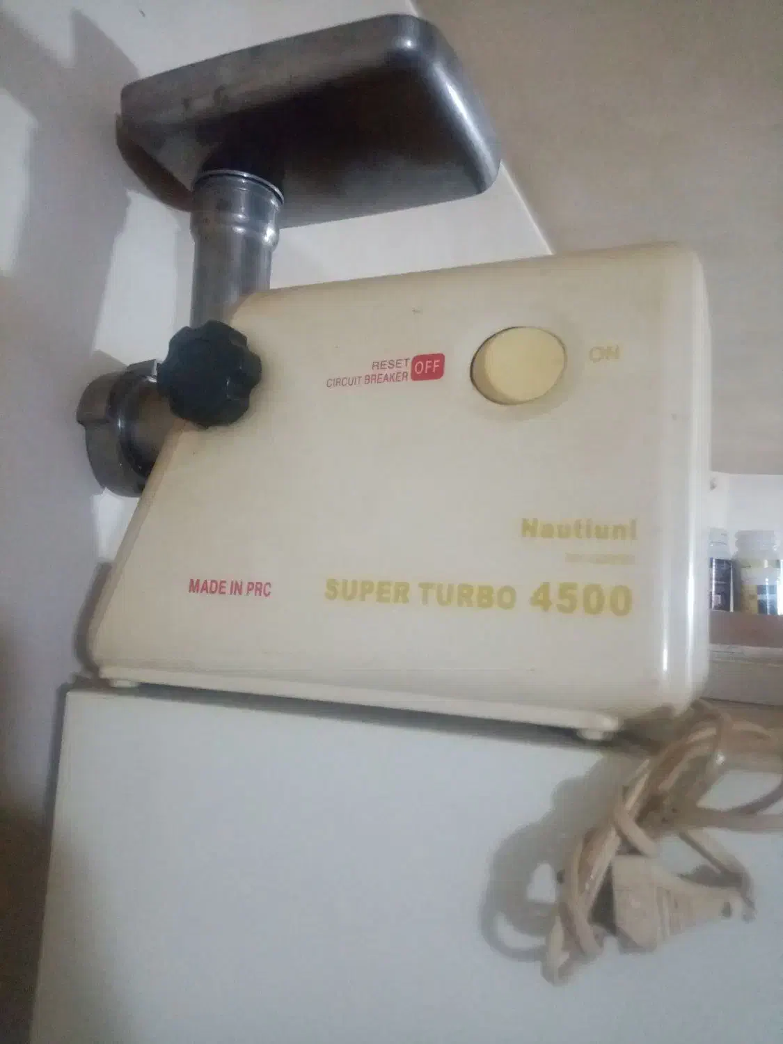 دستگاه گوشت چرخ کن|خردکن، آسیاب، غذاساز|طاغنکوه, |دیوار