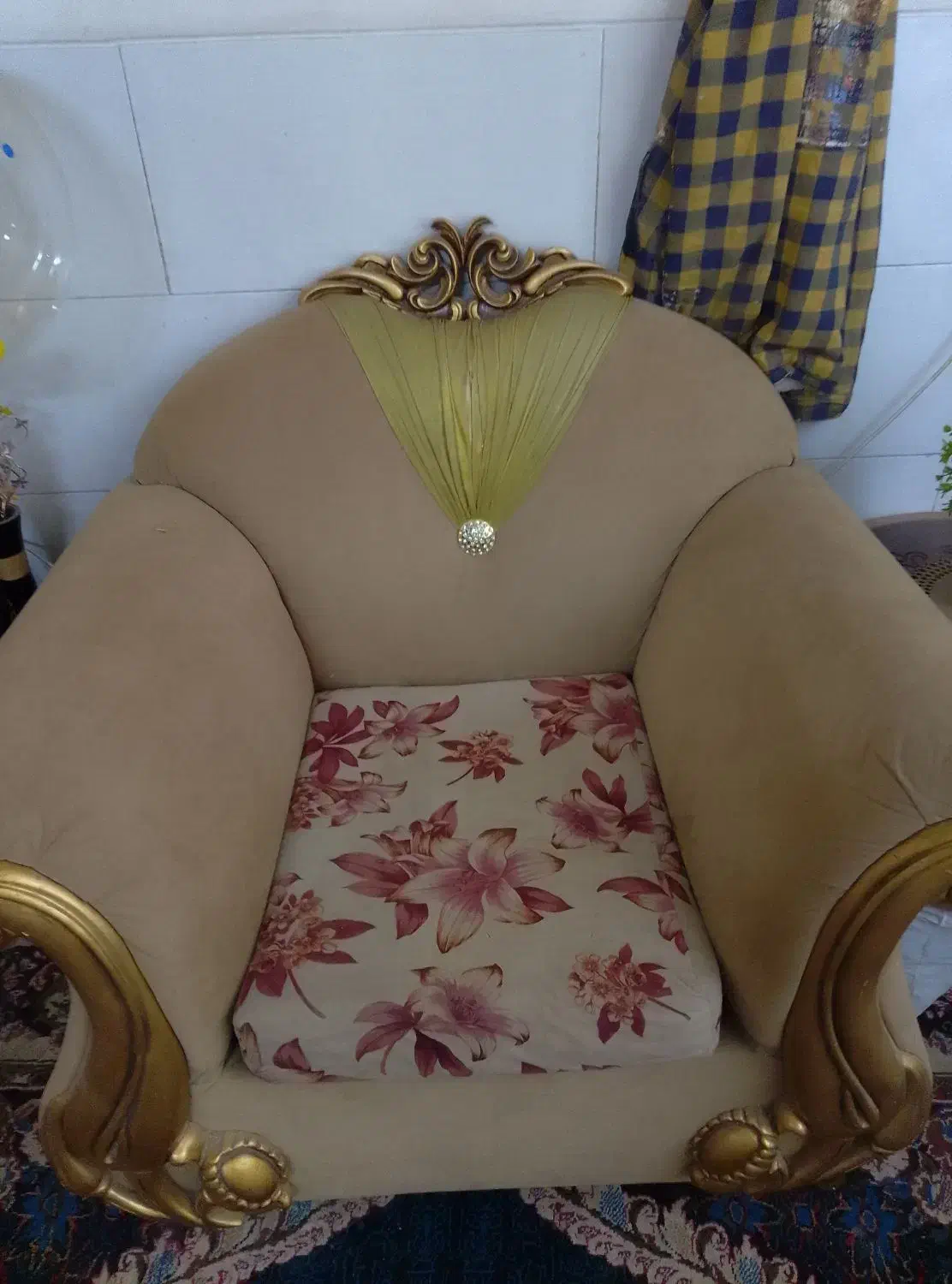 مبل 7نفره به قیمت 5ملیون|مبلمان خانگی و میز عسلی|یزد, |دیوار