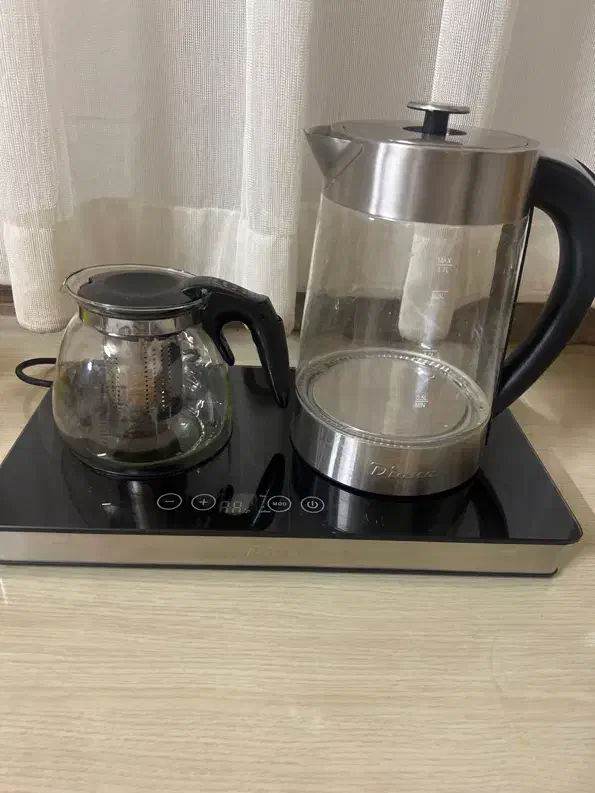 چایی ساز|سماور، چای‌ساز، قهوه‌ساز|نیشابور, پنجراه|دیوار