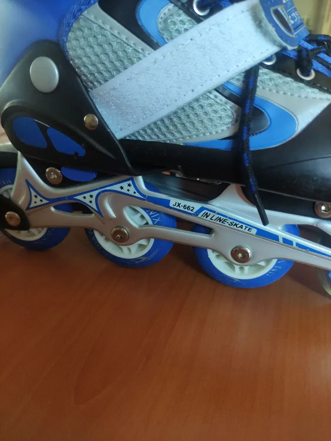 فروش کفش اسکیت|دوچرخه، اسکیت، اسکوتر|گرگان, |دیوار