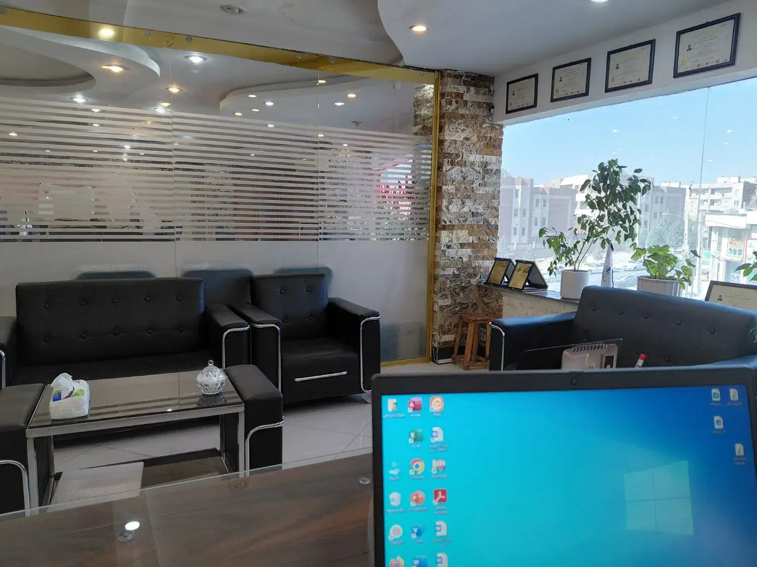 استخدام مدیر داخلی در دپارتمان املاک|استخدام بازاریابی و فروش|پرند, فاز ۰|دیوار