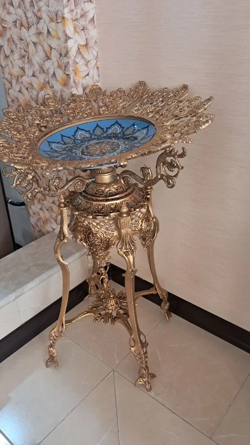 میوه خوری پایه دار بزرگ|ظروف سرو و پذیرایی|مبارکه, |دیوار