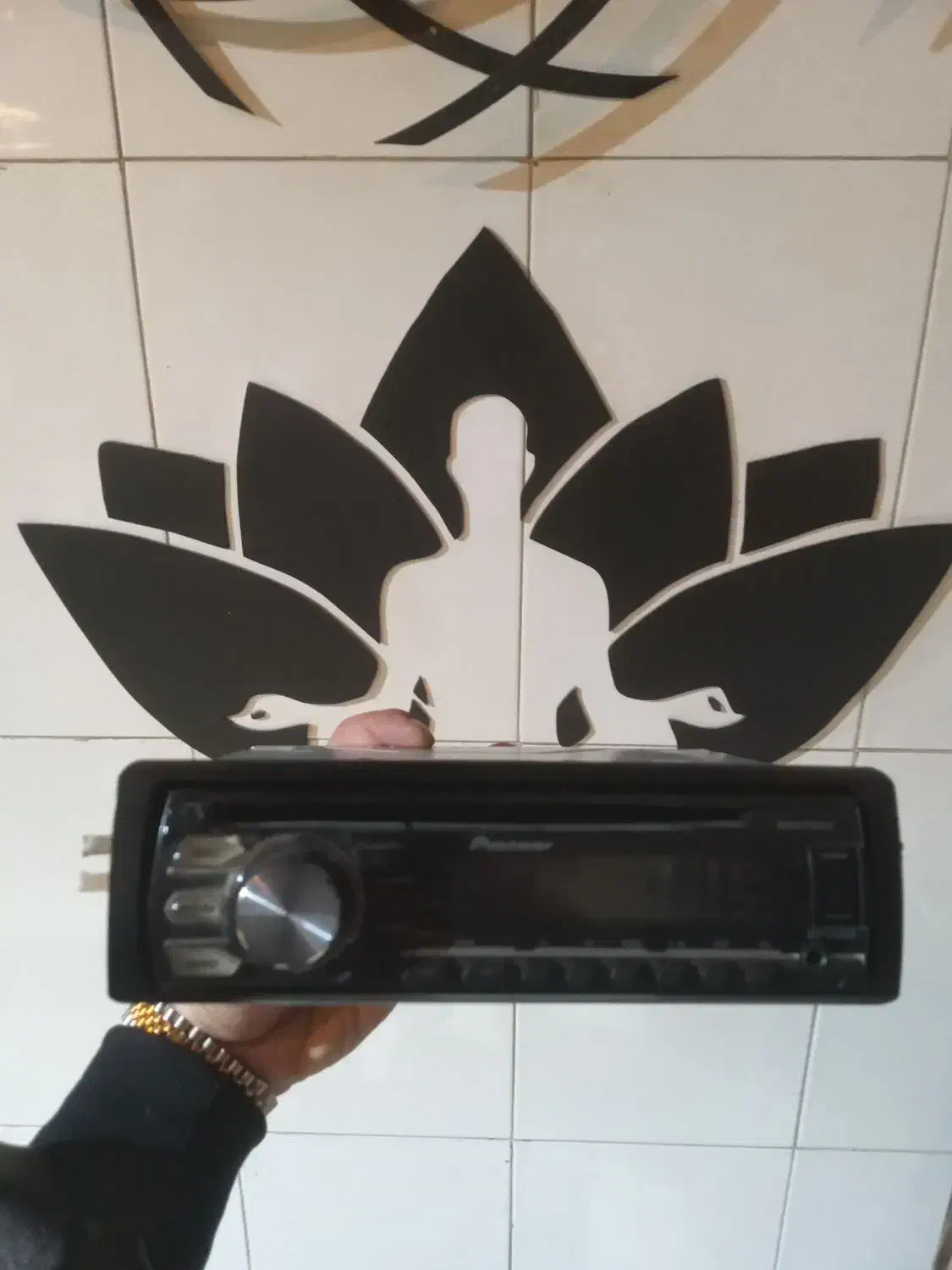 ضبط|صوتی و تصویری|مشهد, وحید|دیوار