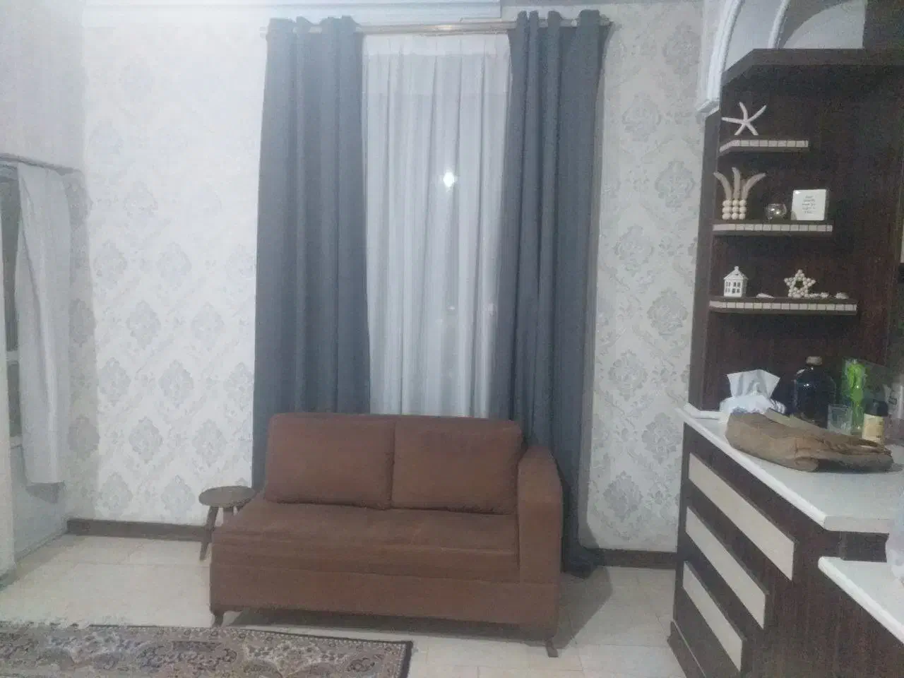 ۲عدد پرده پذیرایی .بخاری گازی شومینه ای|پرده، رانر، رومیزی|پاکدشت, پاکدشت (مامازند)|دیوار