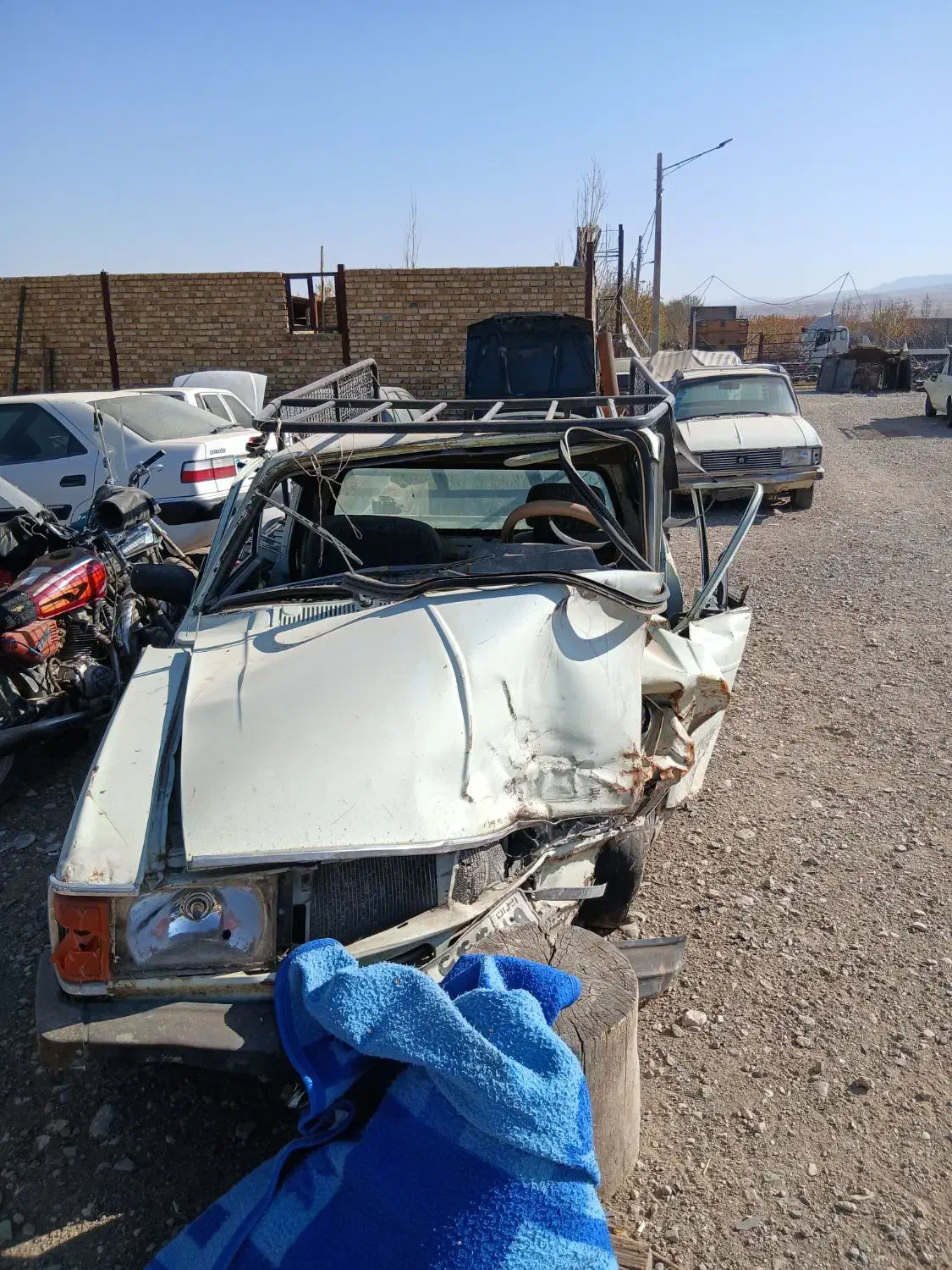 ماشین وانت بار تصادفی|خودرو سواری و وانت|آبگرم, |دیوار