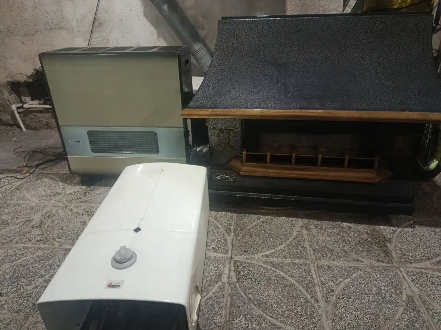 آبگرمکن بوتان ۳۱۱۵به همراه دو بخاری|آبگرمکن، پکیج، شوفاژ|نسیم‌شهر, |دیوار