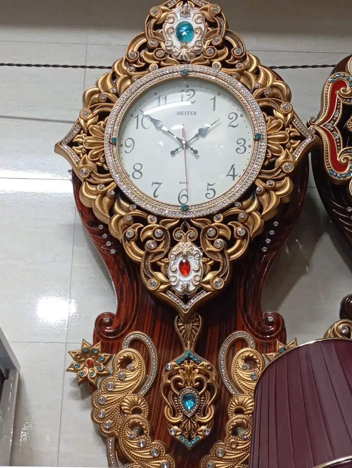 ساعت دیواری|ساعت دیواری و تزئینی|خوی, |دیوار