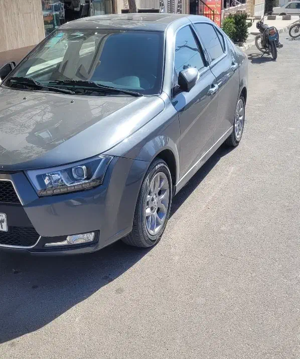 دنا پلاس ۶ دنده توربو مدل ۱۴۰۲|خودرو سواری و وانت|خمینیشهر, |دیوار